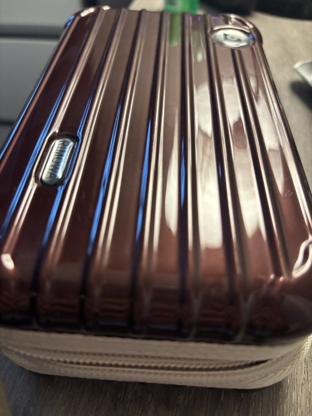 RIMOWA x EVA Air First Class Amenity Kit in Carmona Red-Case Only - Picture 4 of 4